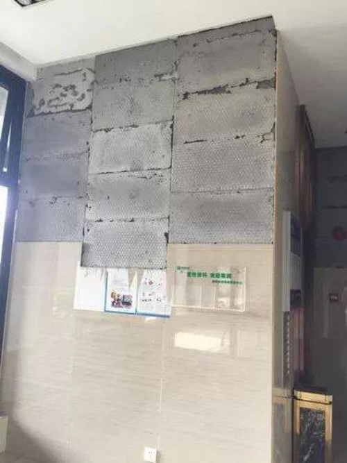 瓷磚背膠的作用是什么？